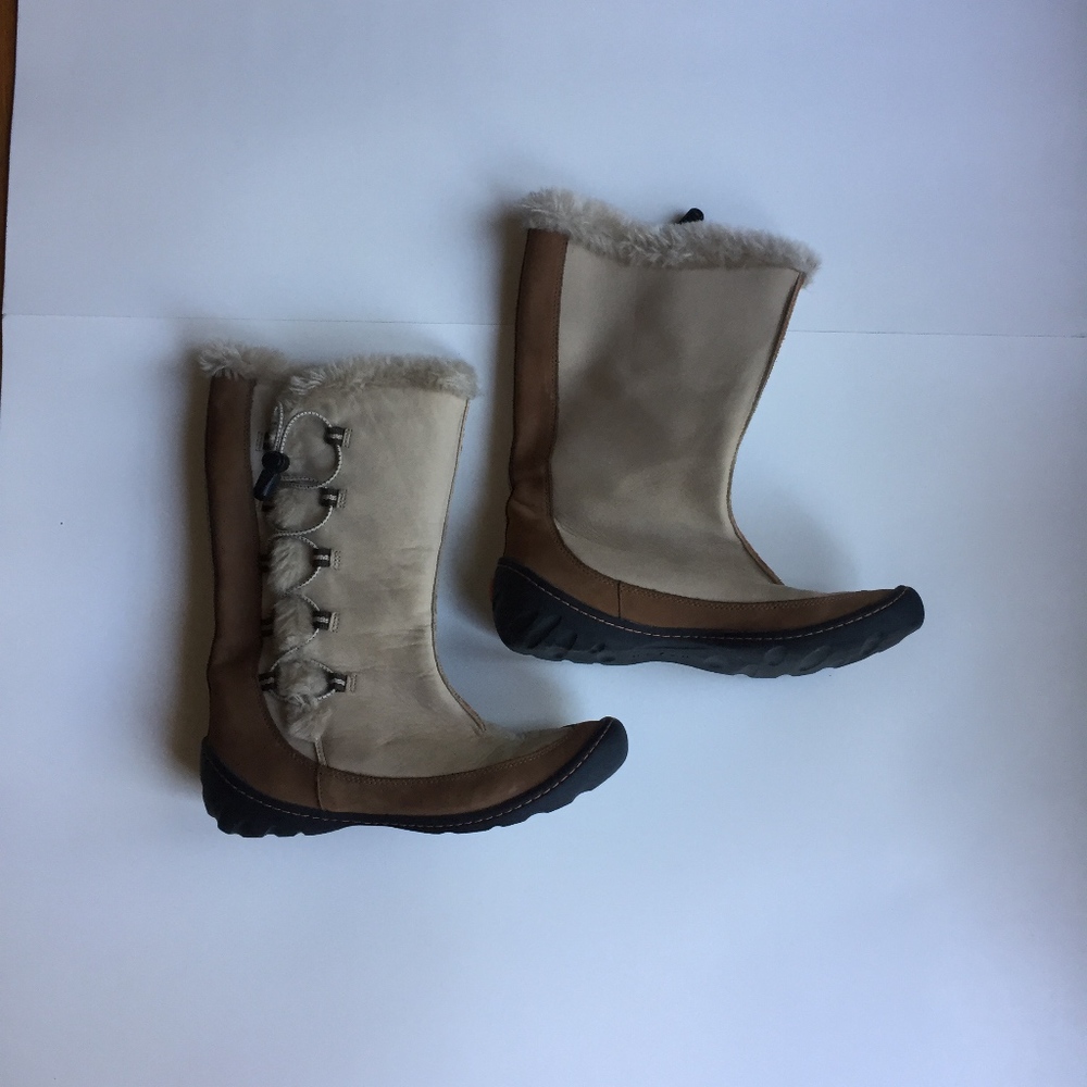 Confy, Cozy winter boots